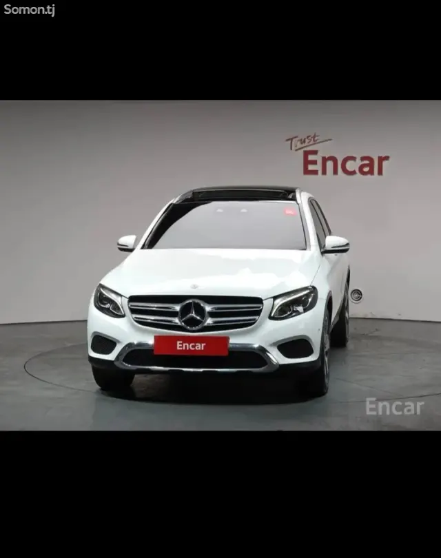Mercedes-Benz GLC class 2016 · 2.2 AT
