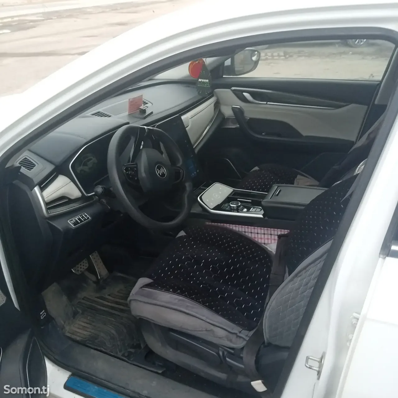 Weltmeister EX5 2021 · 2.8 AT