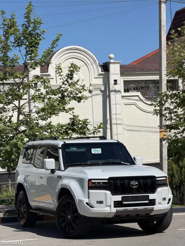 Toyota Land Cruiser Prado 2026 · 2.5 AT