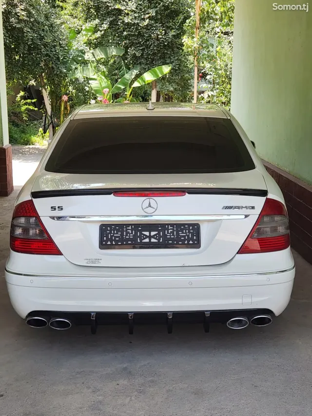 Mercedes-Benz E class 2008 · 5.5 AT