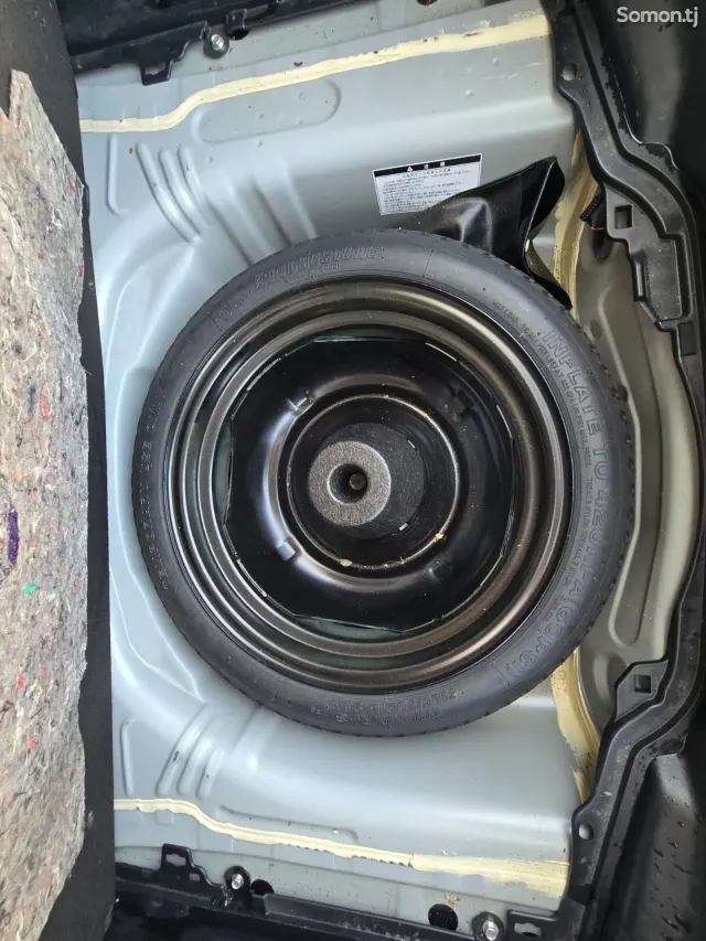 Toyota Aqua 2014 · 1.5 AT