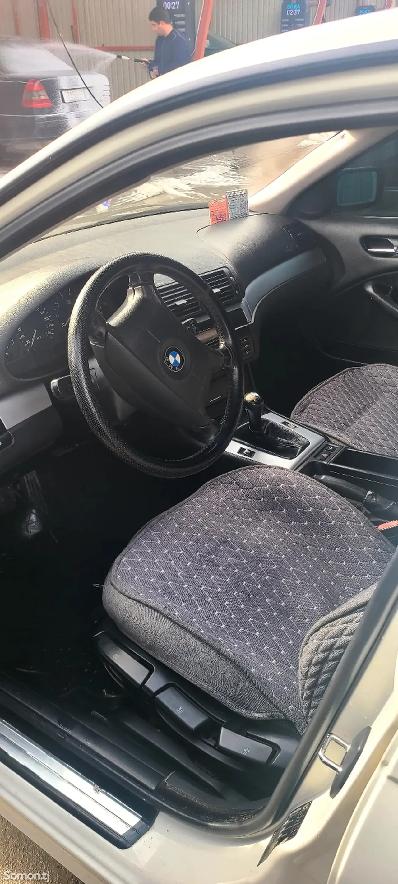 BMW 3 series 2000 · 1.8 MT