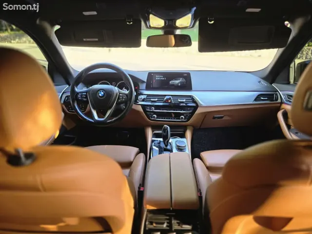 BMW 5 series 2017 · 2.0 AT