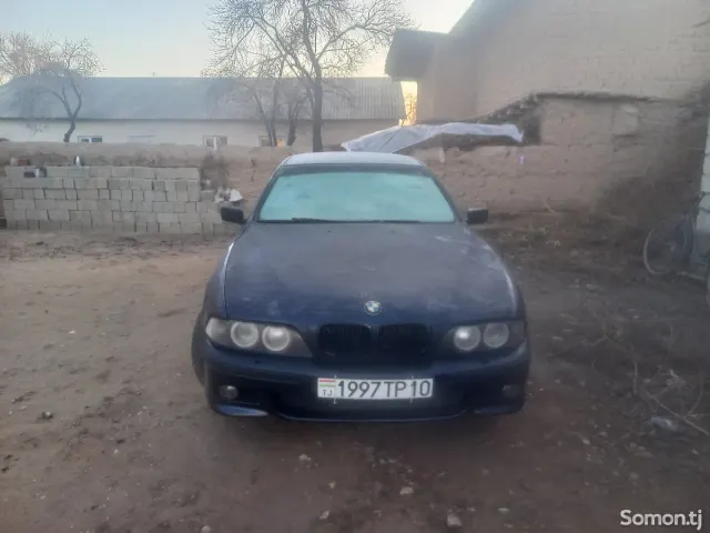 BMW M5 1998 · 2.1 MT