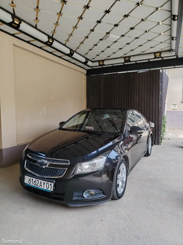 Chevrolet Cruze 2010 · 1.8 AT