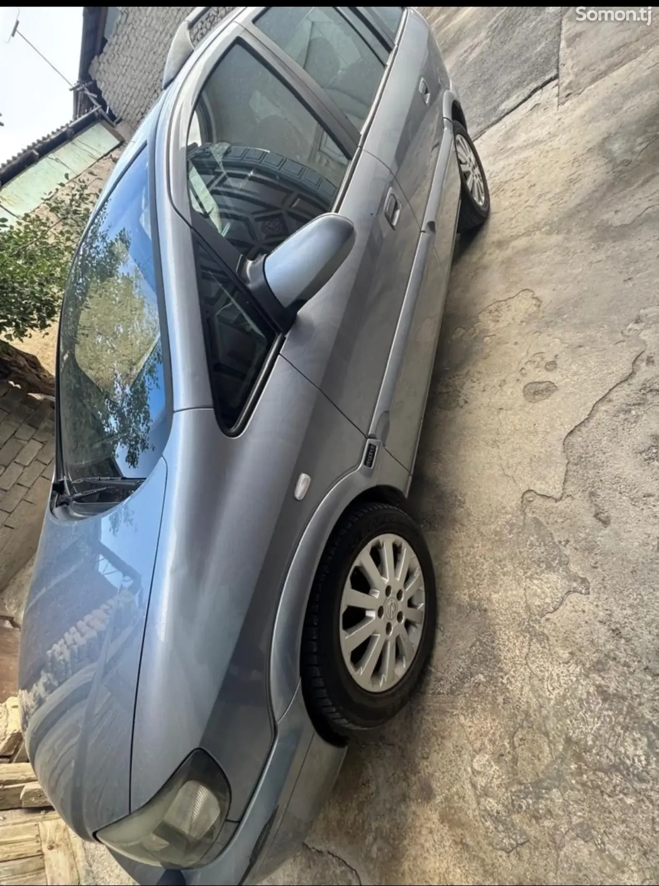 Opel Zafira 2003 · 2.2 AT