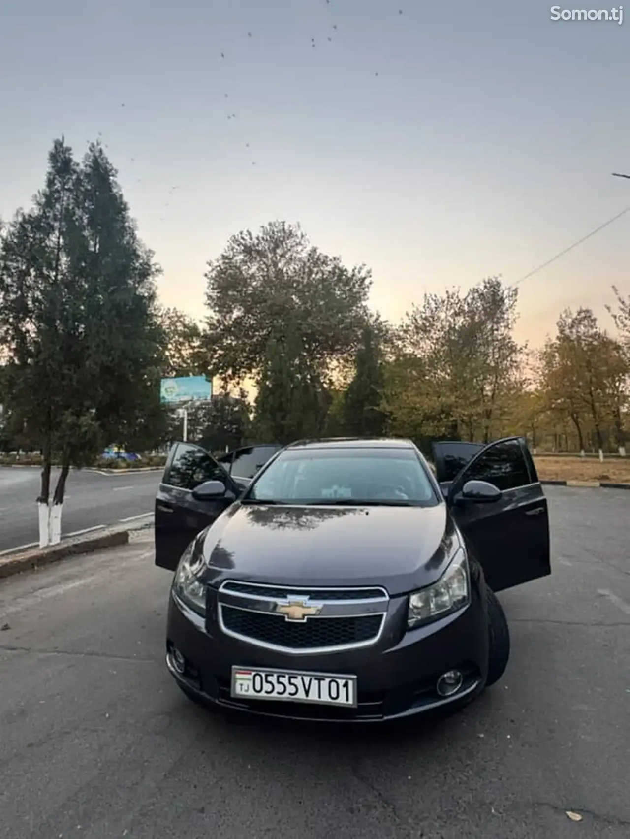Chevrolet Cruze 2011 · 1.8 AT