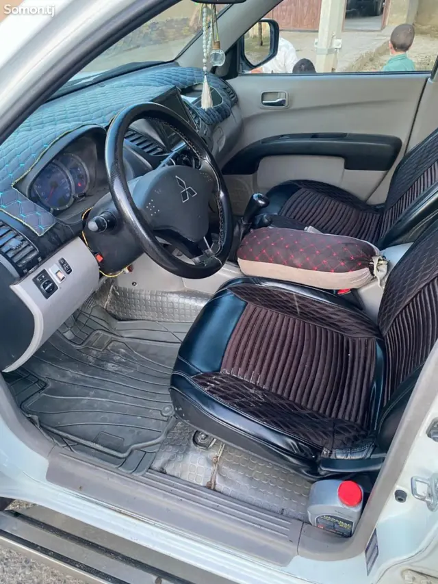 Mitsubishi L200 2008 · 2.4 MT