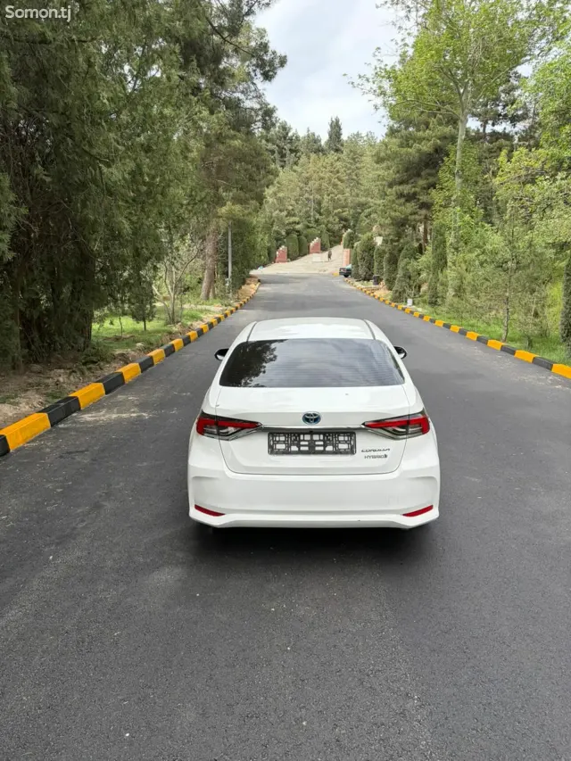 Toyota Corolla 2020 · 1.8 AT