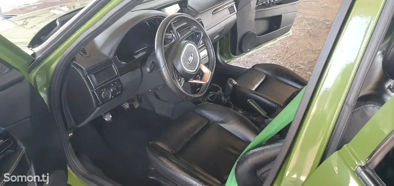 Lada (ВАЗ) Priora 2013 · 1.8 MT