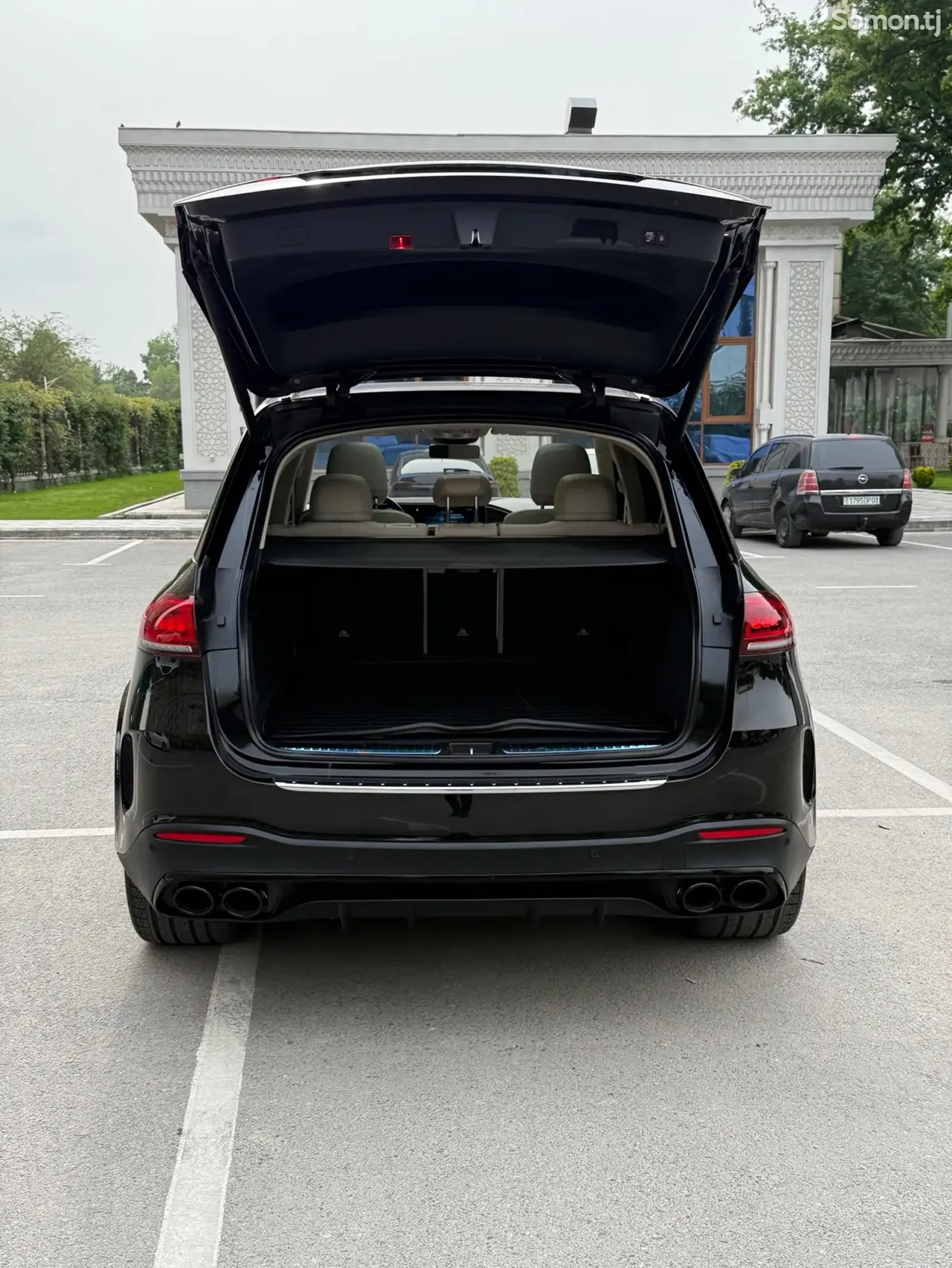 Mercedes-Benz GLE class 2020 · 2.0 AT