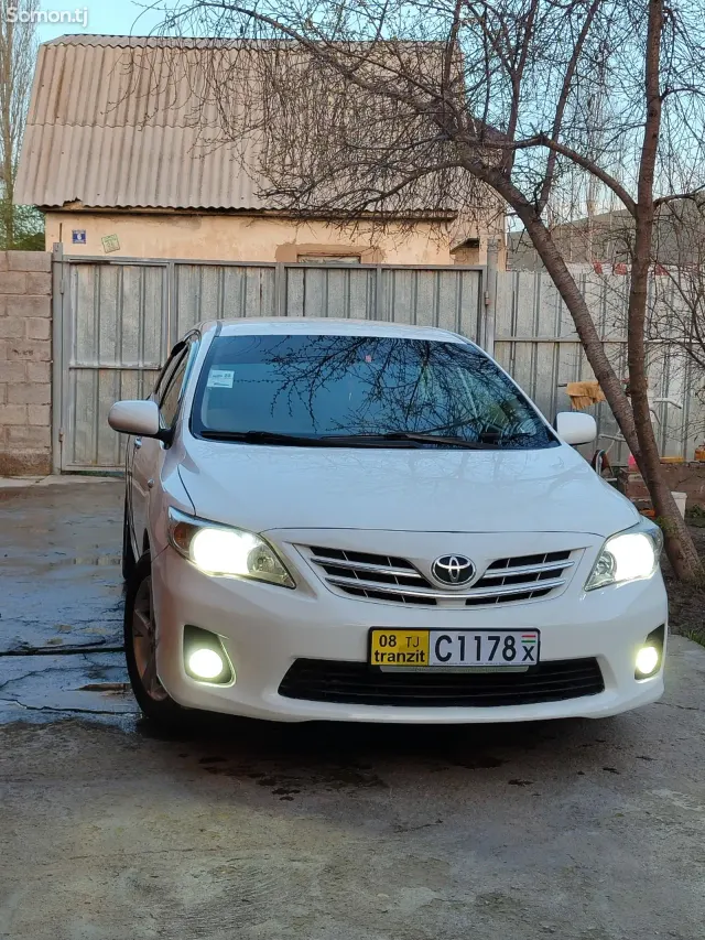 Toyota Corolla 2013 · 1.8 AT