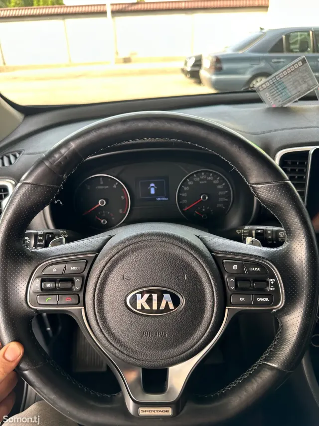 Kia Sportage 2016 · 2.0 AT