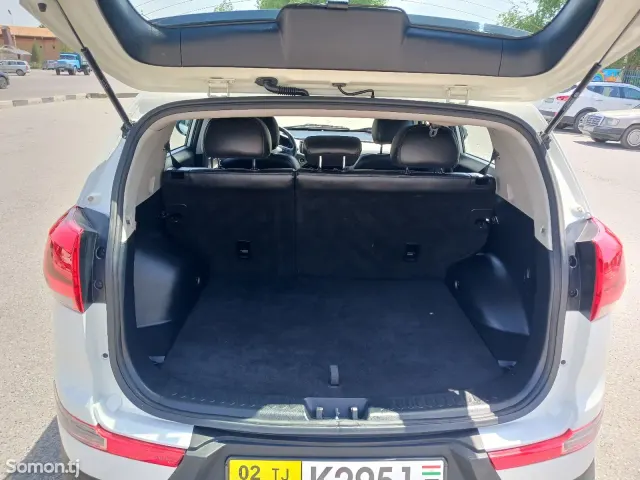 Kia Sportage 2015 · 2.0 AT