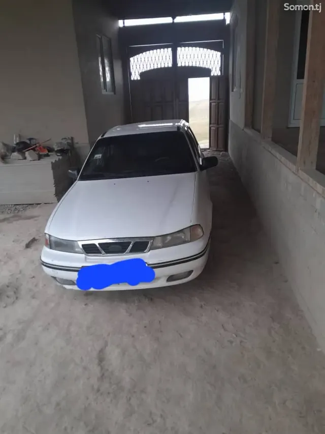 Daewoo Nexia 1995 · 1.6 MT