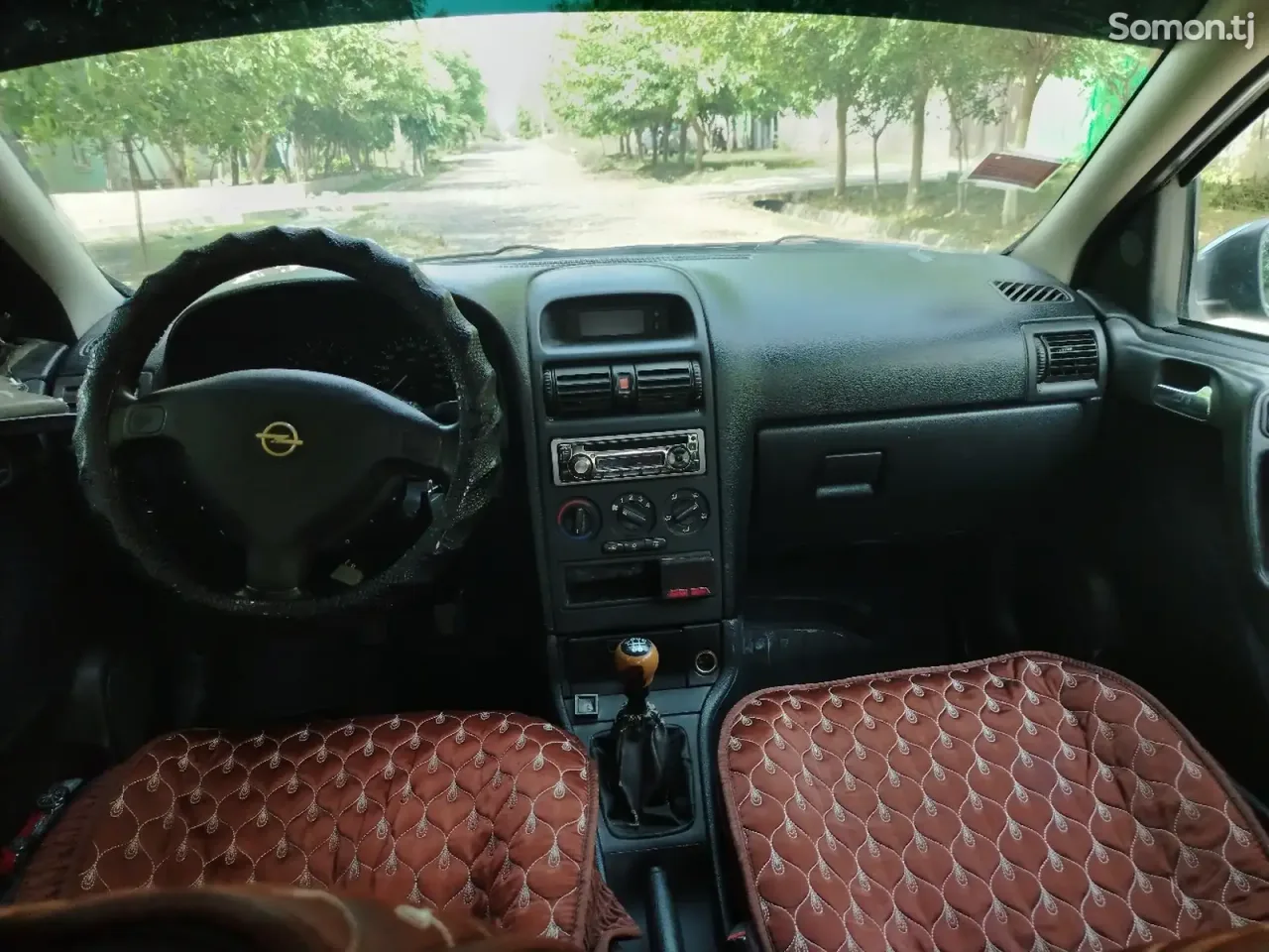 Opel Astra G 1999 · 1.6 MT