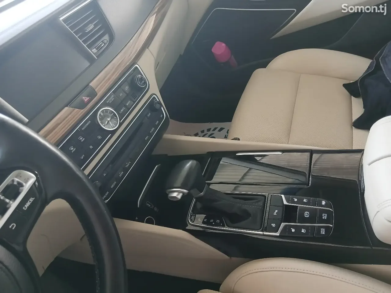 Kia K7 2016 · 3.3 AT