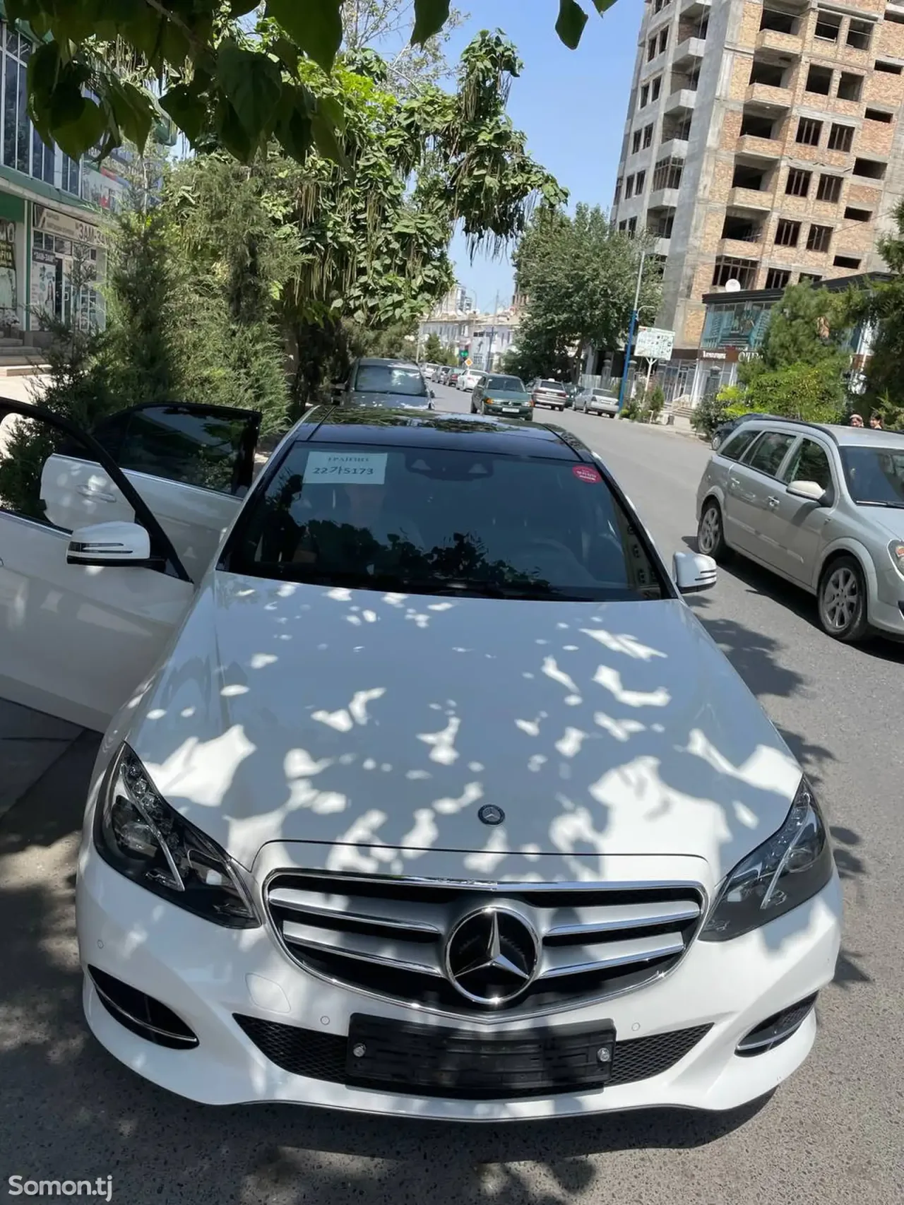 Mercedes-Benz E class 2014 · 3.5 AT
