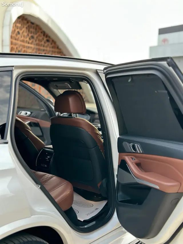 BMW X5 M 2020 · 3.0 AT