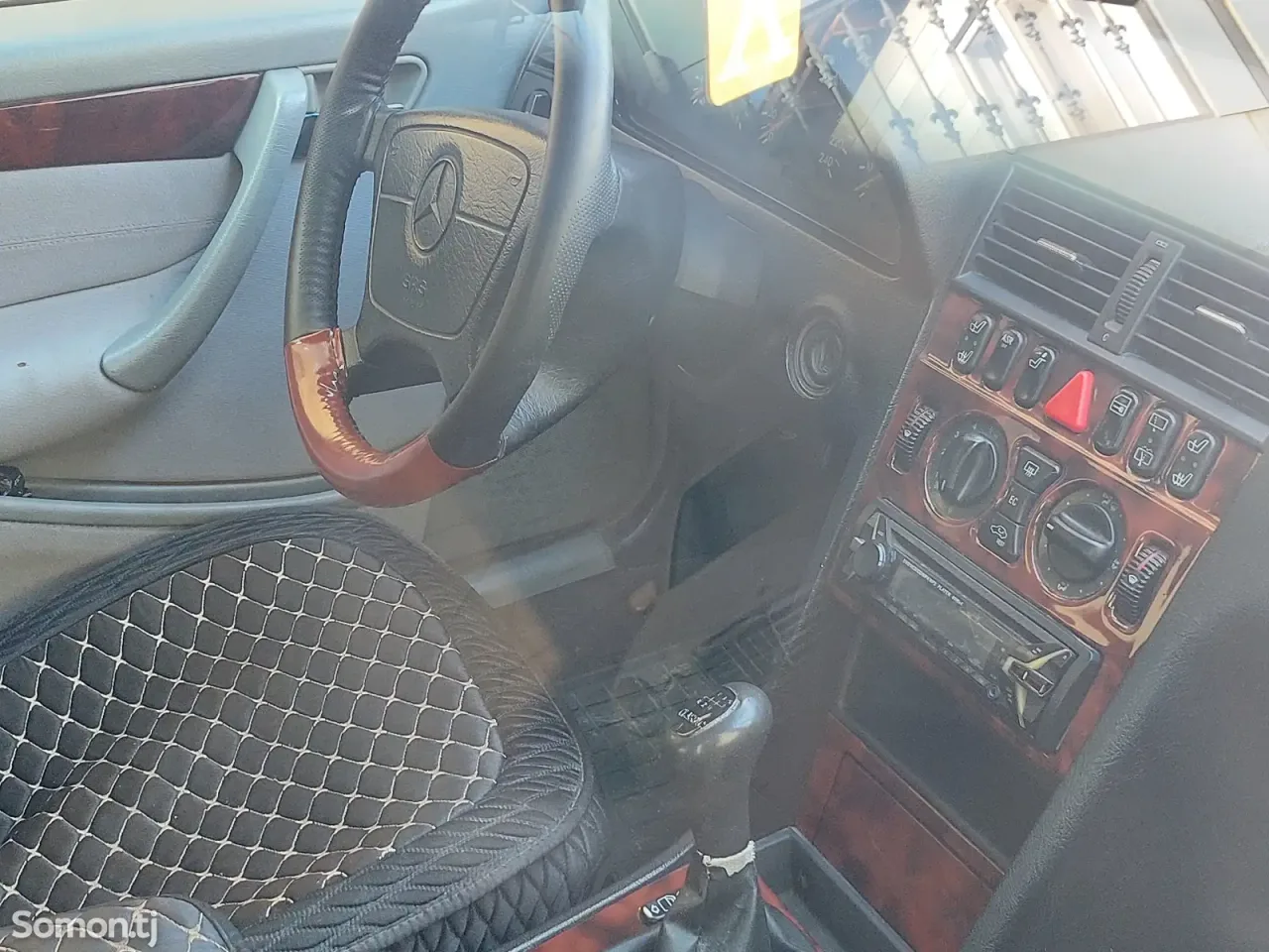 Mercedes-Benz C class 1999 · 2.0 MT