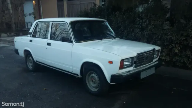Lada (ВАЗ) 2107 2003 · 1.6 MT