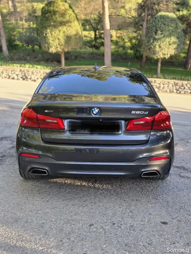 BMW 5 series 2017 · 2.0 AT