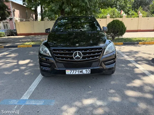 Mercedes-Benz ML class 2014 · 3.5 CVT