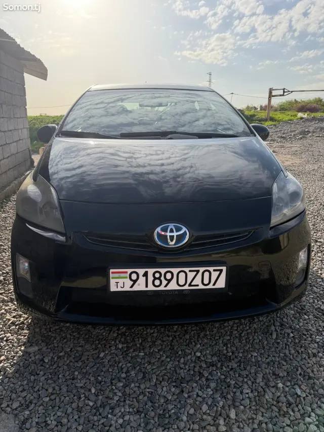 Toyota Prius 2010 · 1.8 AT