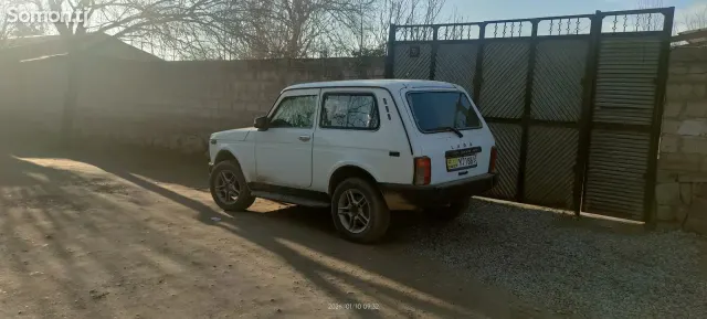 Lada (ВАЗ) Нива 2003 · 1.7 MT