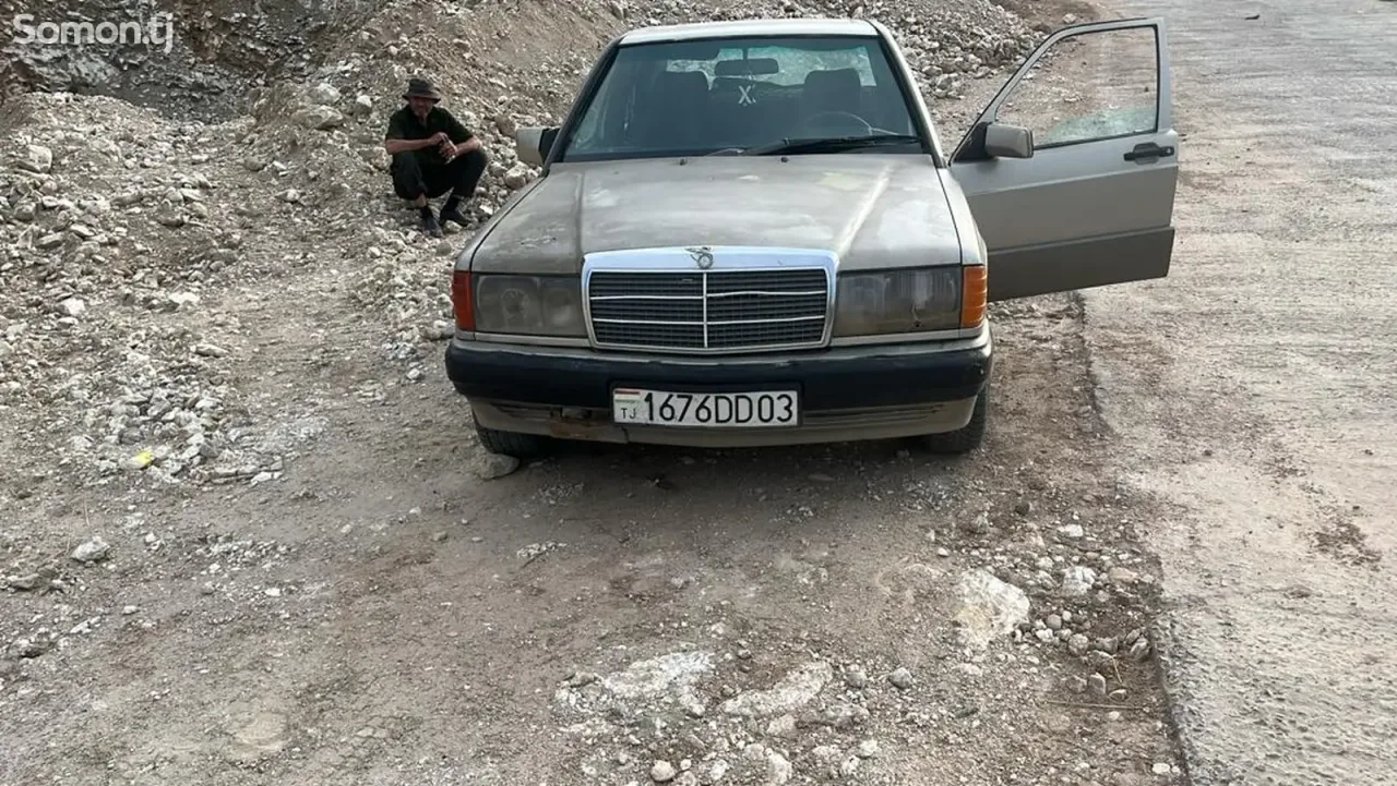 Mercedes-Benz C class 1991 · 1.8 MT