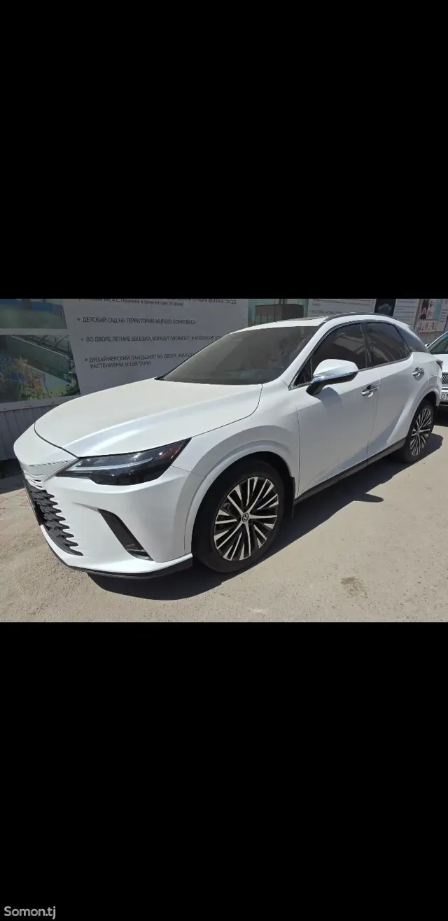 Lexus RX series 2023 · 3.5 AT