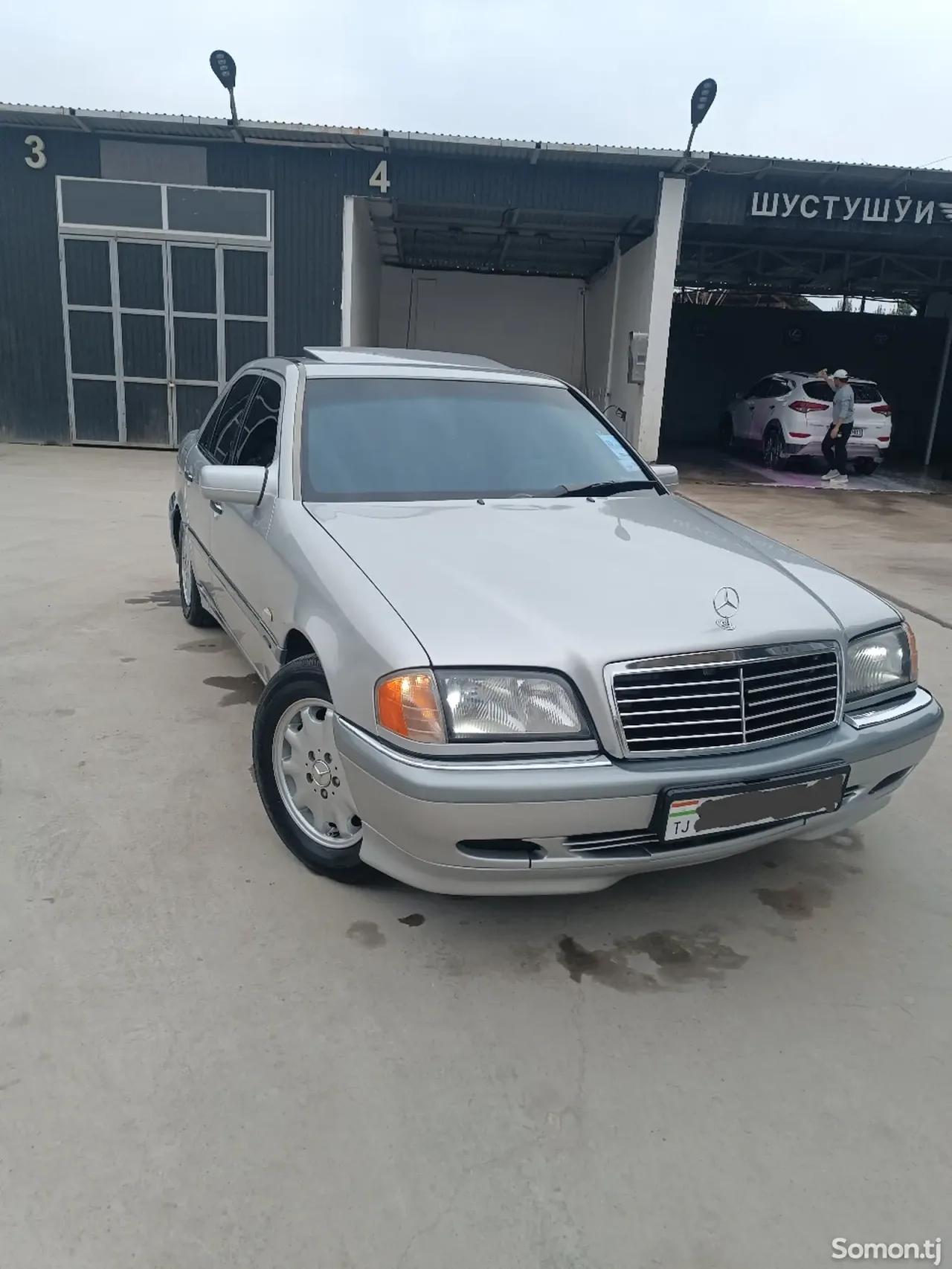 Mercedes-Benz C class 1998 · 2.0 AT