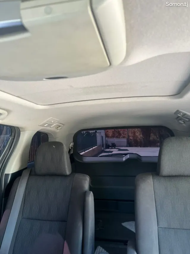 Toyota Estima 2009 · 2.4 AT