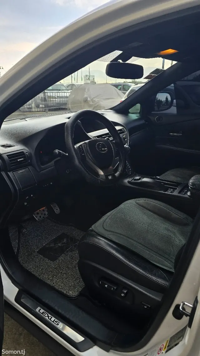Lexus RX series 2013 · 3.5 AT