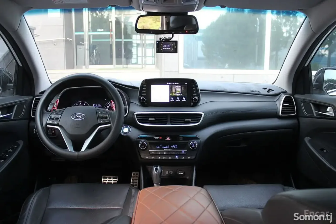 Hyundai Tucson 2019 · 1.6 AT