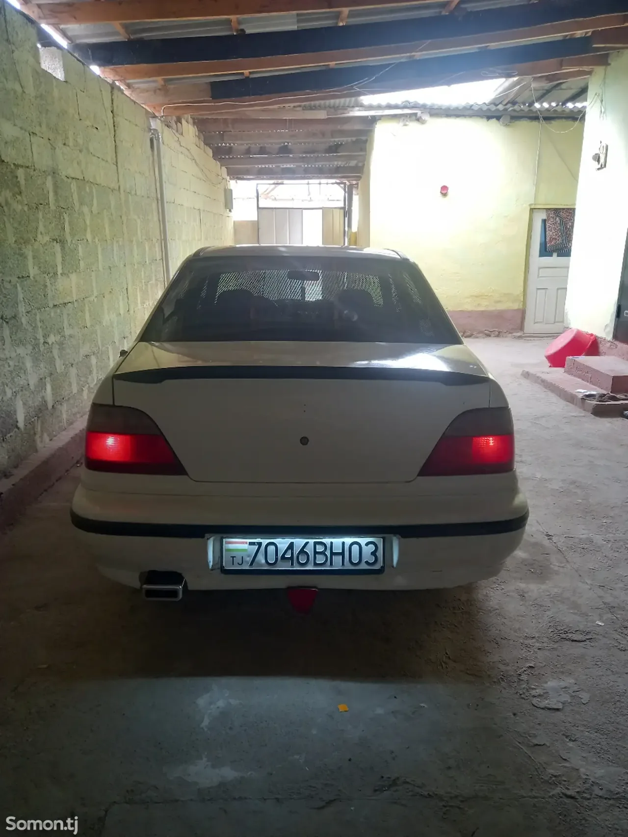 Daewoo Nexia 1996 · 1.6 MT