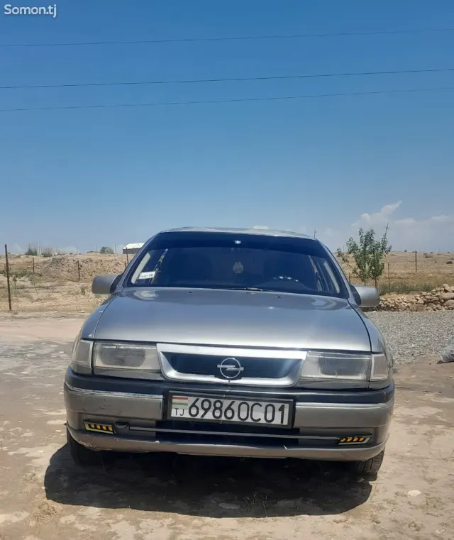Opel Vectra B 1993 · 1.8 MT