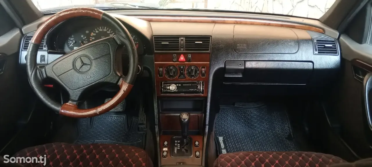 Mercedes-Benz C class 1996 · 2.2 AT
