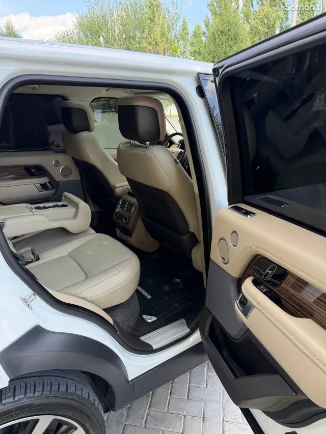 Land Rover Vogue 2019 · 3.0 AT