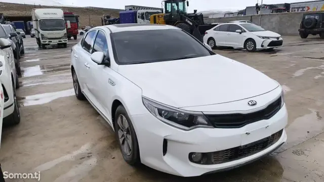 Kia K5 2017 · 2.0 AT