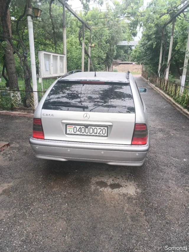 Mercedes-Benz C class 1999 · 2.4 AT