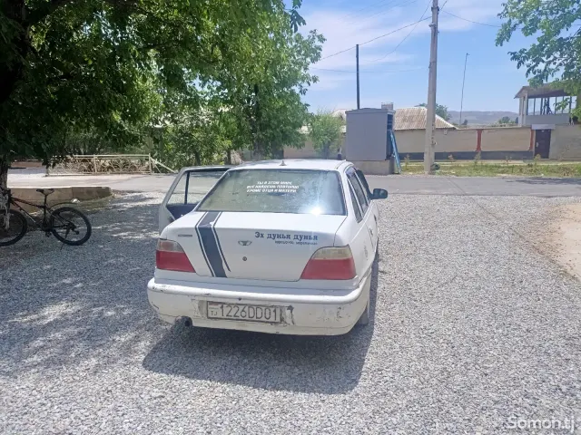 Daewoo Nexia 1995 · 1.6 MT