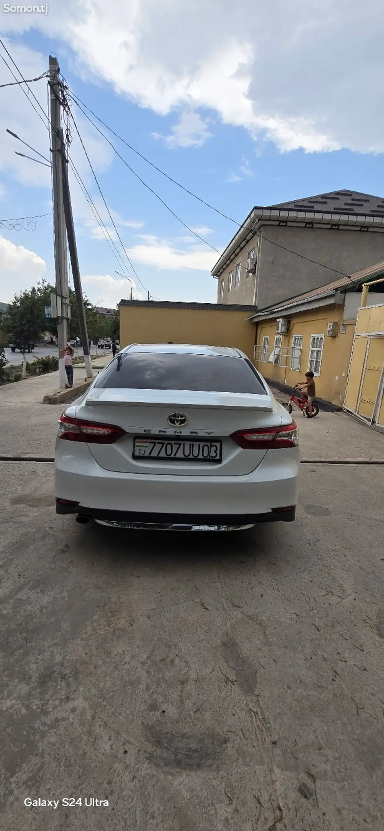 Toyota Camry 2018 · 2.5 AT