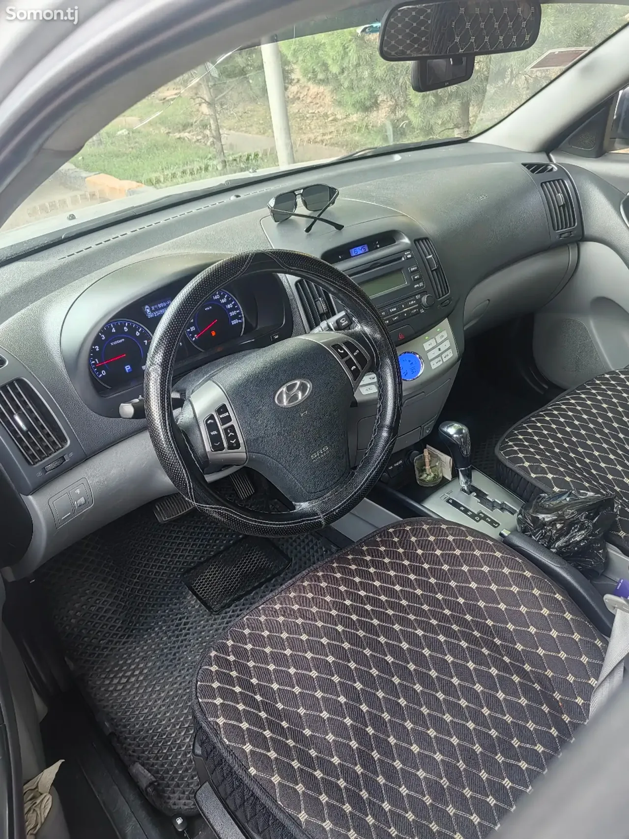 Hyundai Avante 2010 · 1.6 AT
