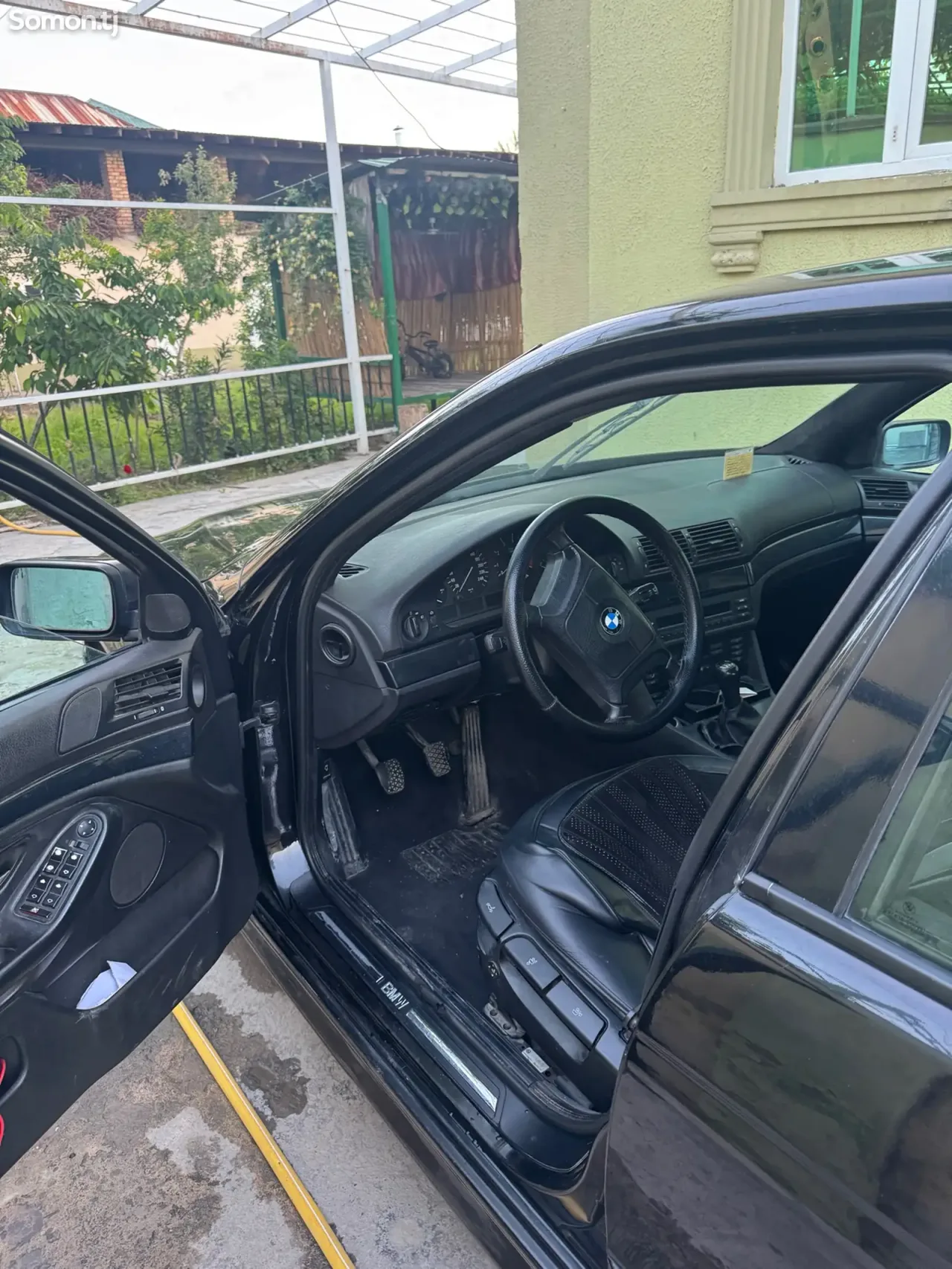 BMW 5 series 1997 · 2.8 MT