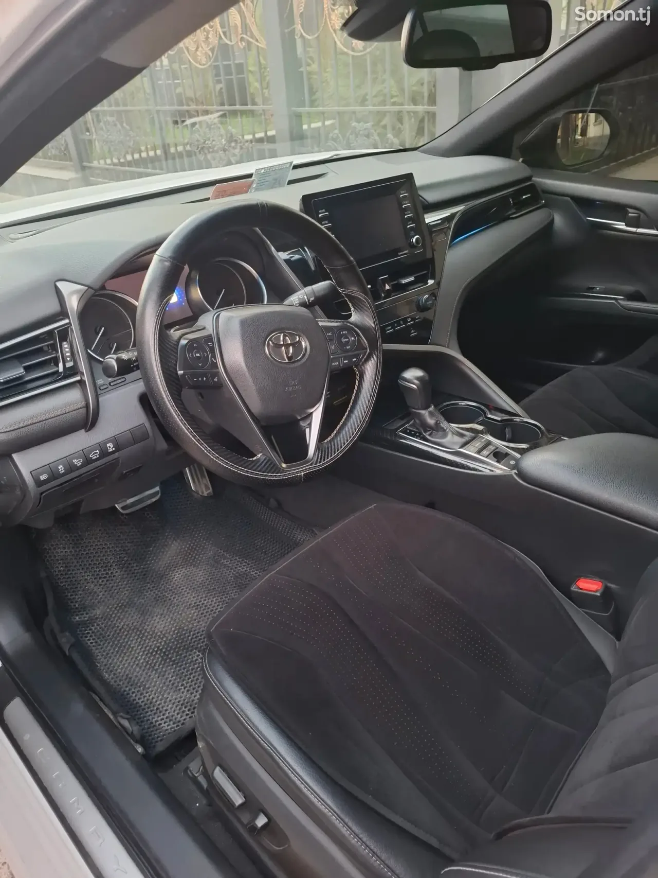 Toyota Camry 2020 · 2.5 AT