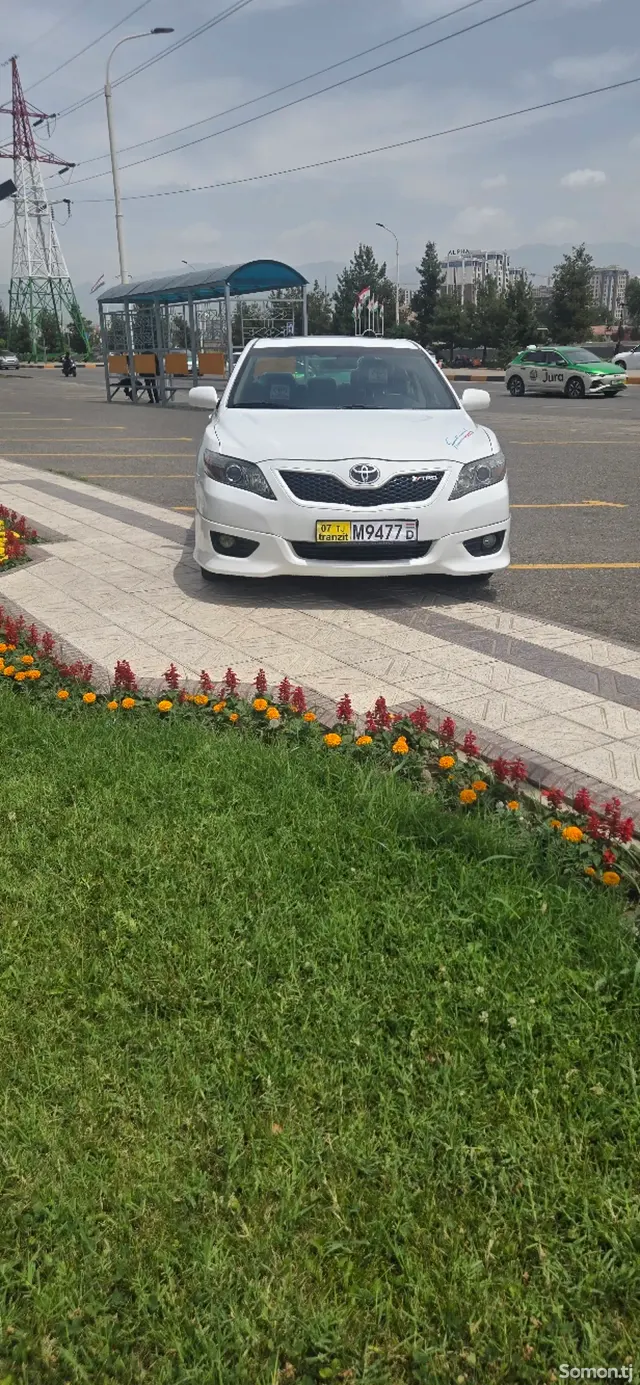 Toyota Camry 2011 · 2.5 AT