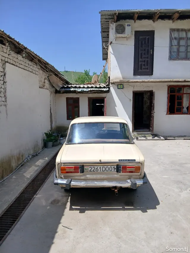 Lada (ВАЗ) 2106 1988 · 1.6 MT
