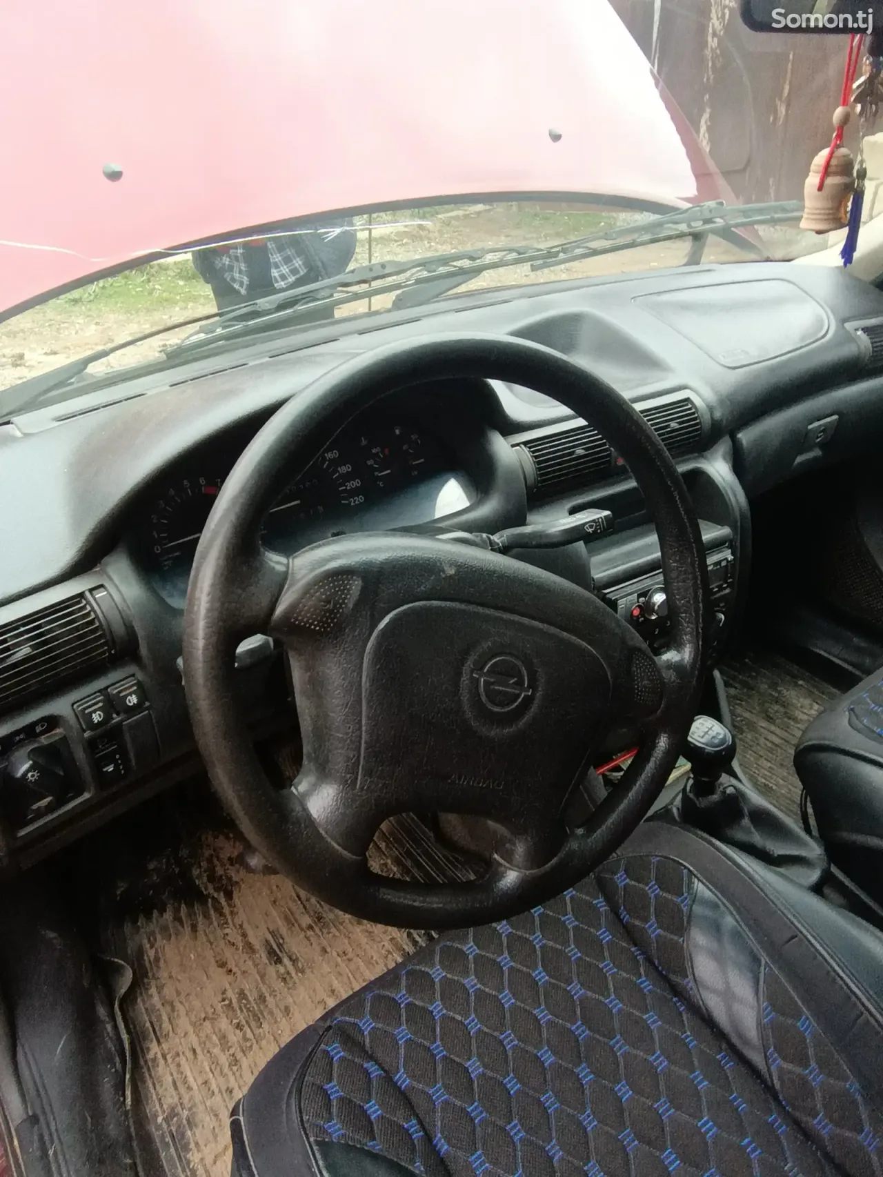 Opel Astra F 1996 · 1.6 MT