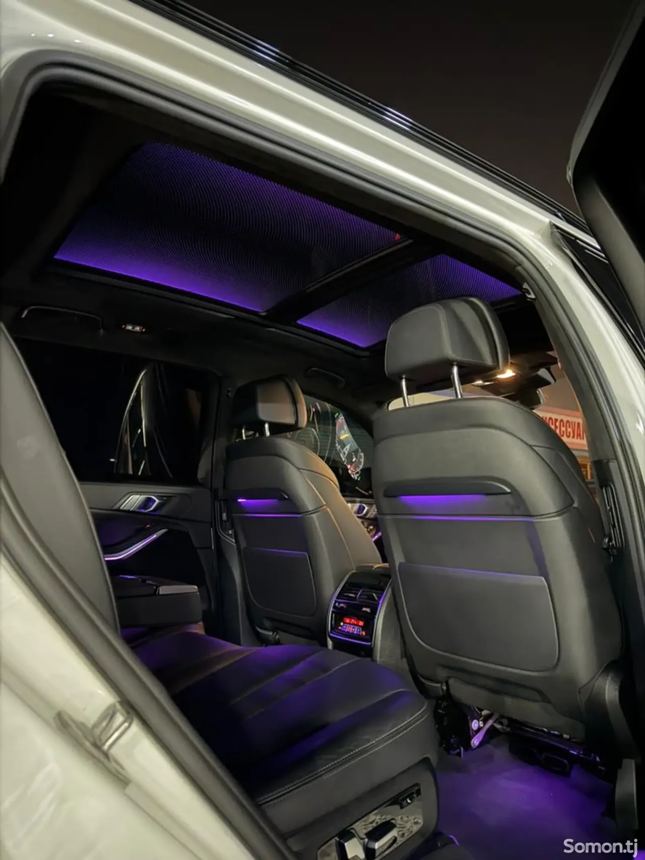 BMW X7 2021 · 4.0 AT